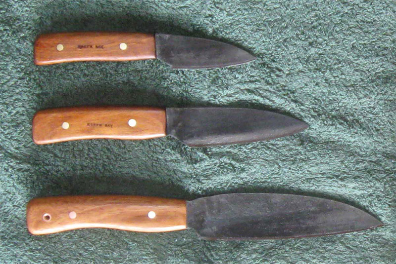 bushcraft knives with exceptinally fine forged bevels.